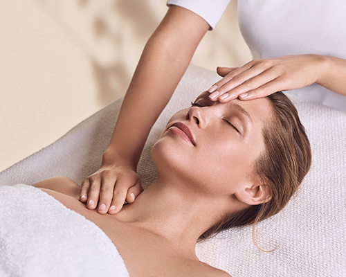 treatments-clarinsfacial